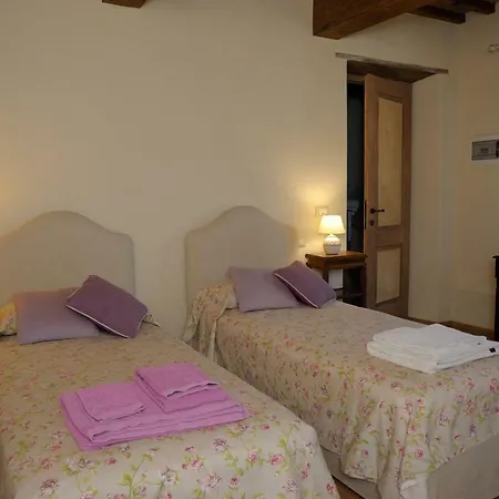 Dimora Delle Camelie * SantʼAndrea di Compito